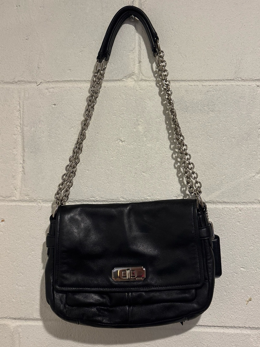 Coach Chelsea Black Flap Leather Crossbody Shoulder bag F17825